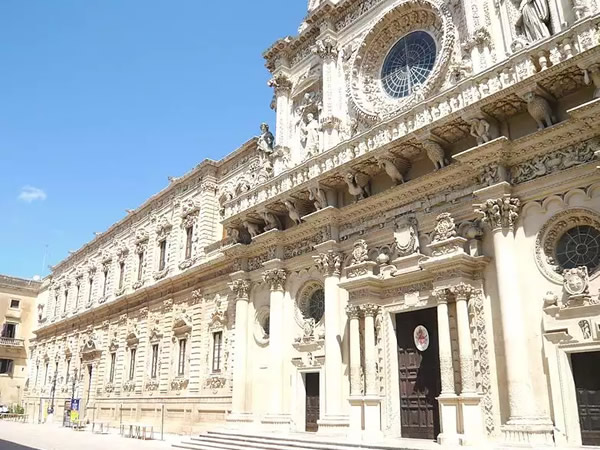 Visitare il centro storico di Lecce - Estate salento: 10 Cose da non perdere assolutamente